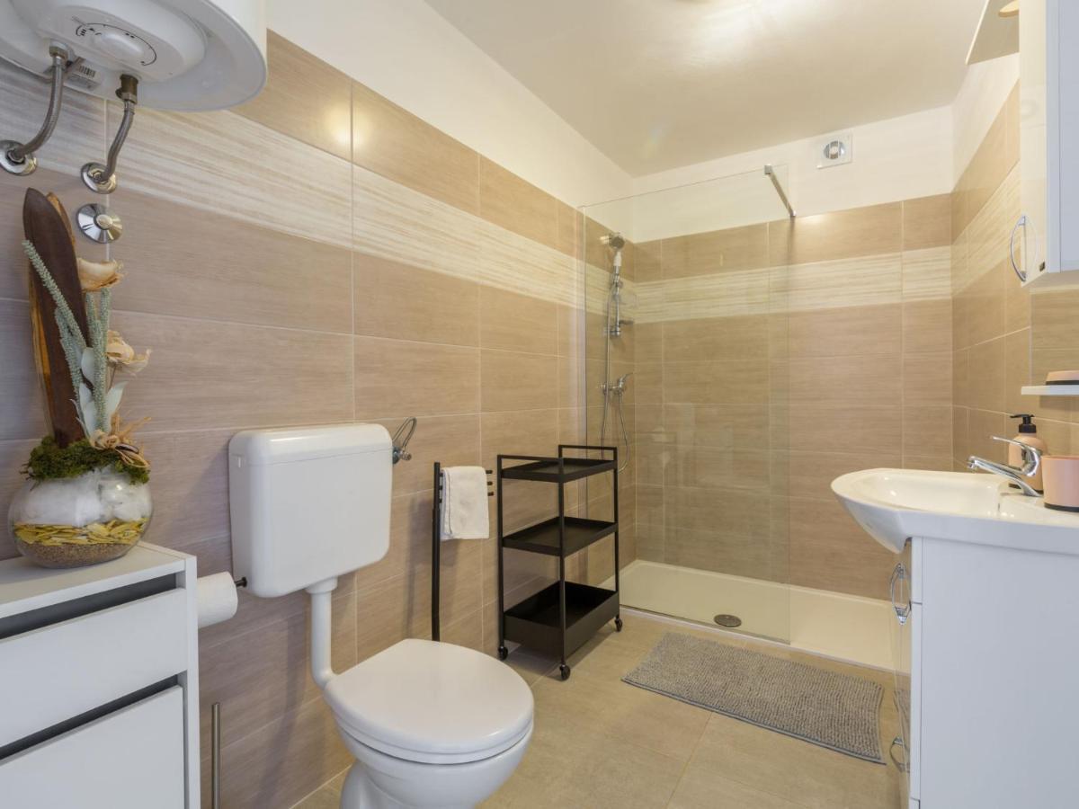 ברטוניגלה Holiday Home Villa Lucky By Interhome מראה חיצוני תמונה