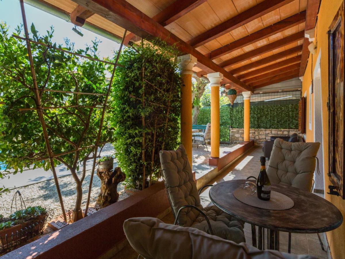ברטוניגלה Holiday Home Villa Lucky By Interhome מראה חיצוני תמונה